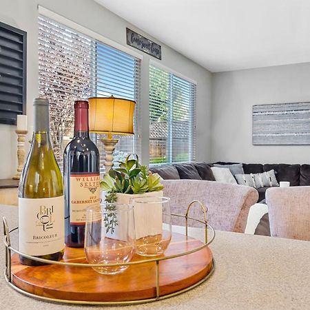 Brand New Listing - Windsor “Winetopia” Getaway Esterno foto