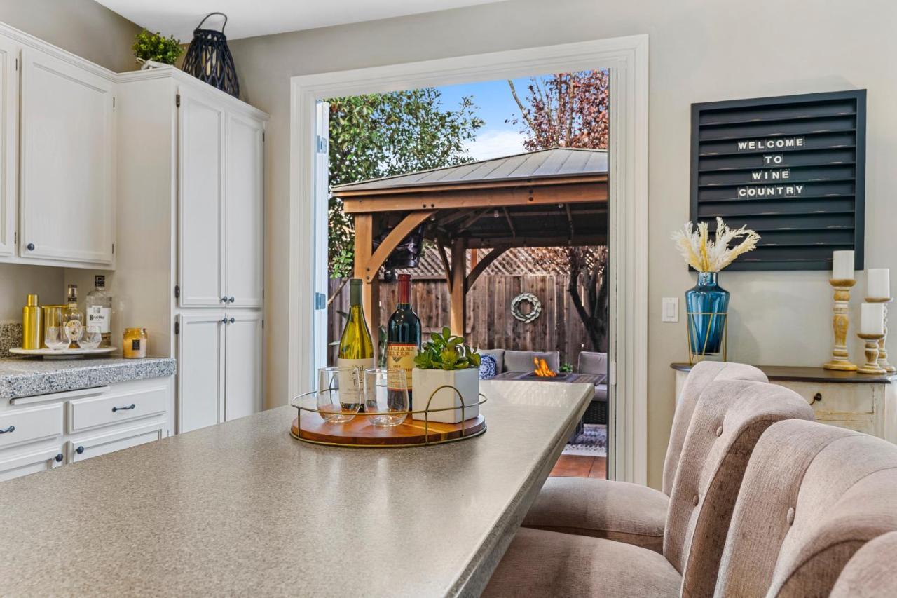 Brand New Listing - Windsor “Winetopia” Getaway Esterno foto