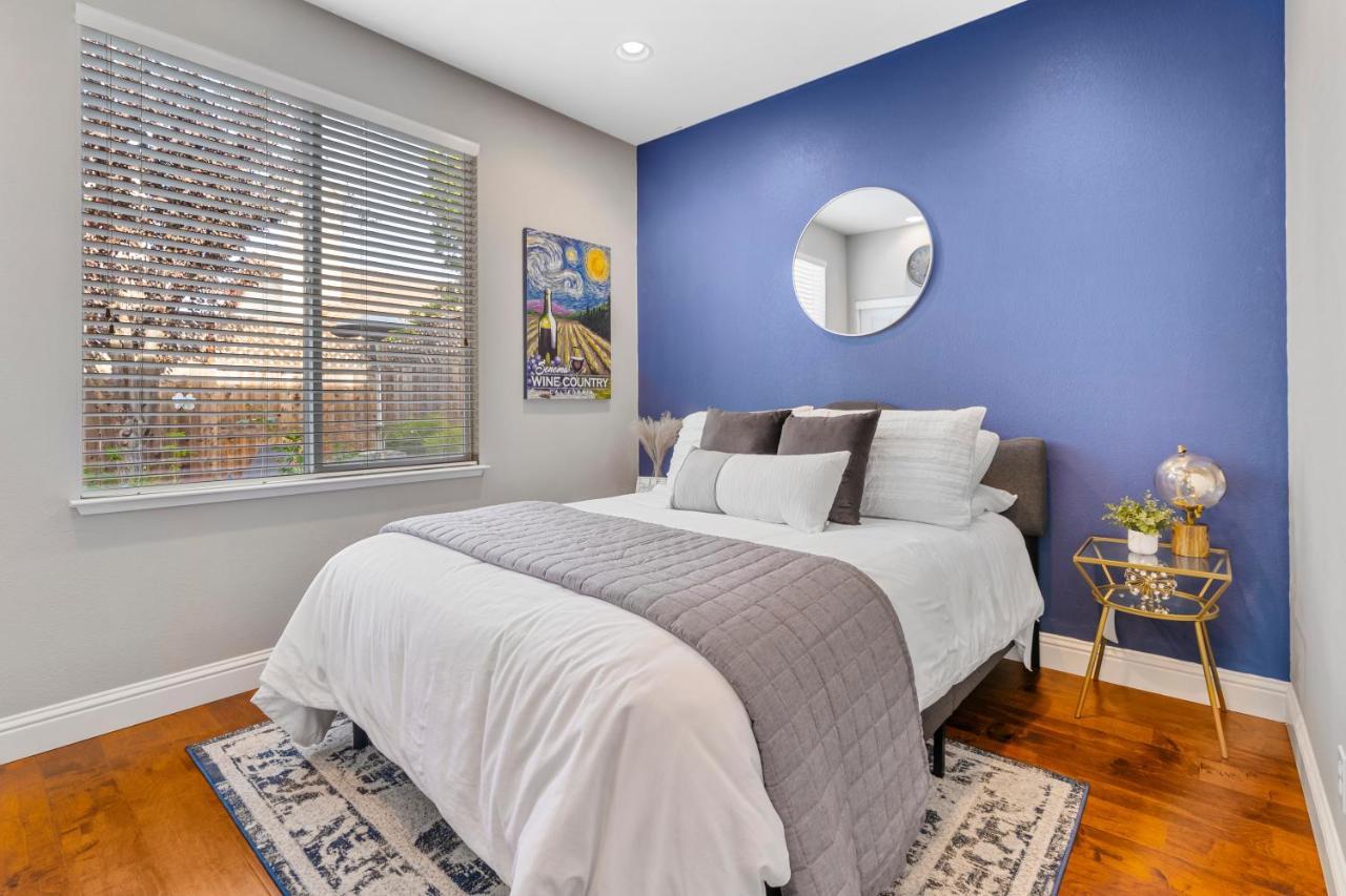 Brand New Listing - Windsor “Winetopia” Getaway Esterno foto