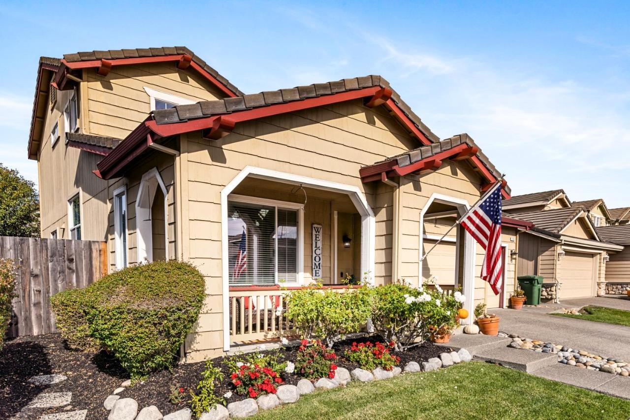 Brand New Listing - Windsor “Winetopia” Getaway Esterno foto